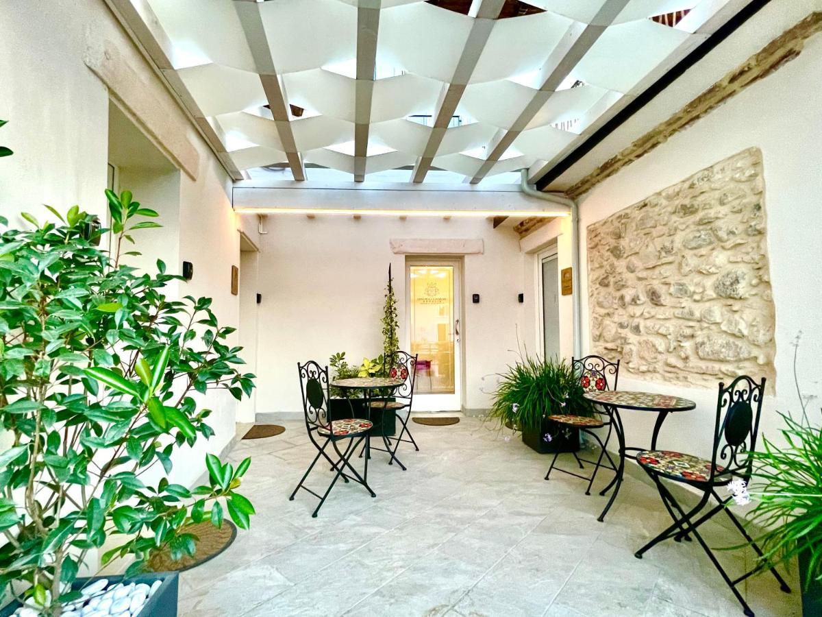 Dimora Di Charme Peschiera Del Garda Apartment Ngoại thất bức ảnh