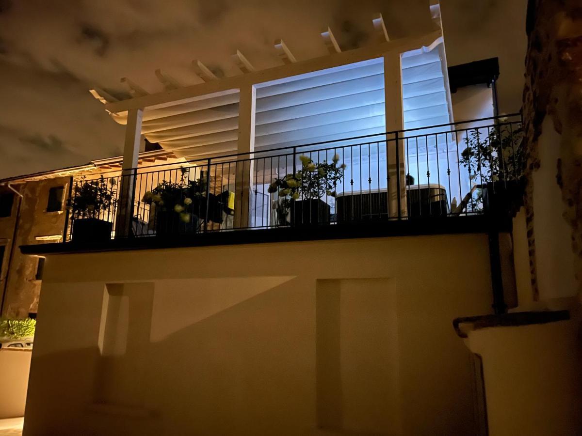 Dimora Di Charme Peschiera Del Garda Apartment Ngoại thất bức ảnh