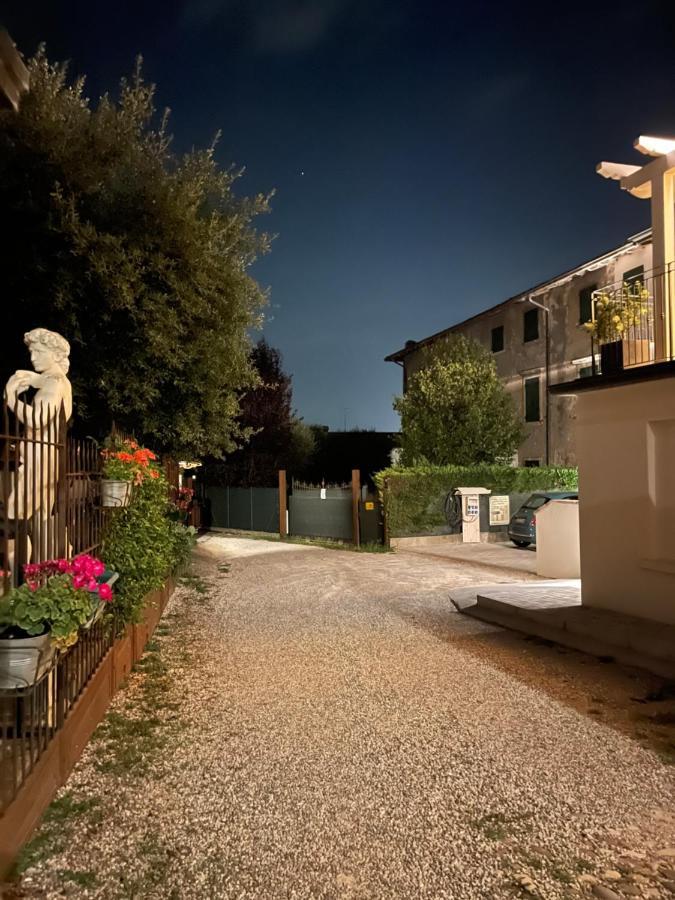 Dimora Di Charme Peschiera Del Garda Apartment Ngoại thất bức ảnh