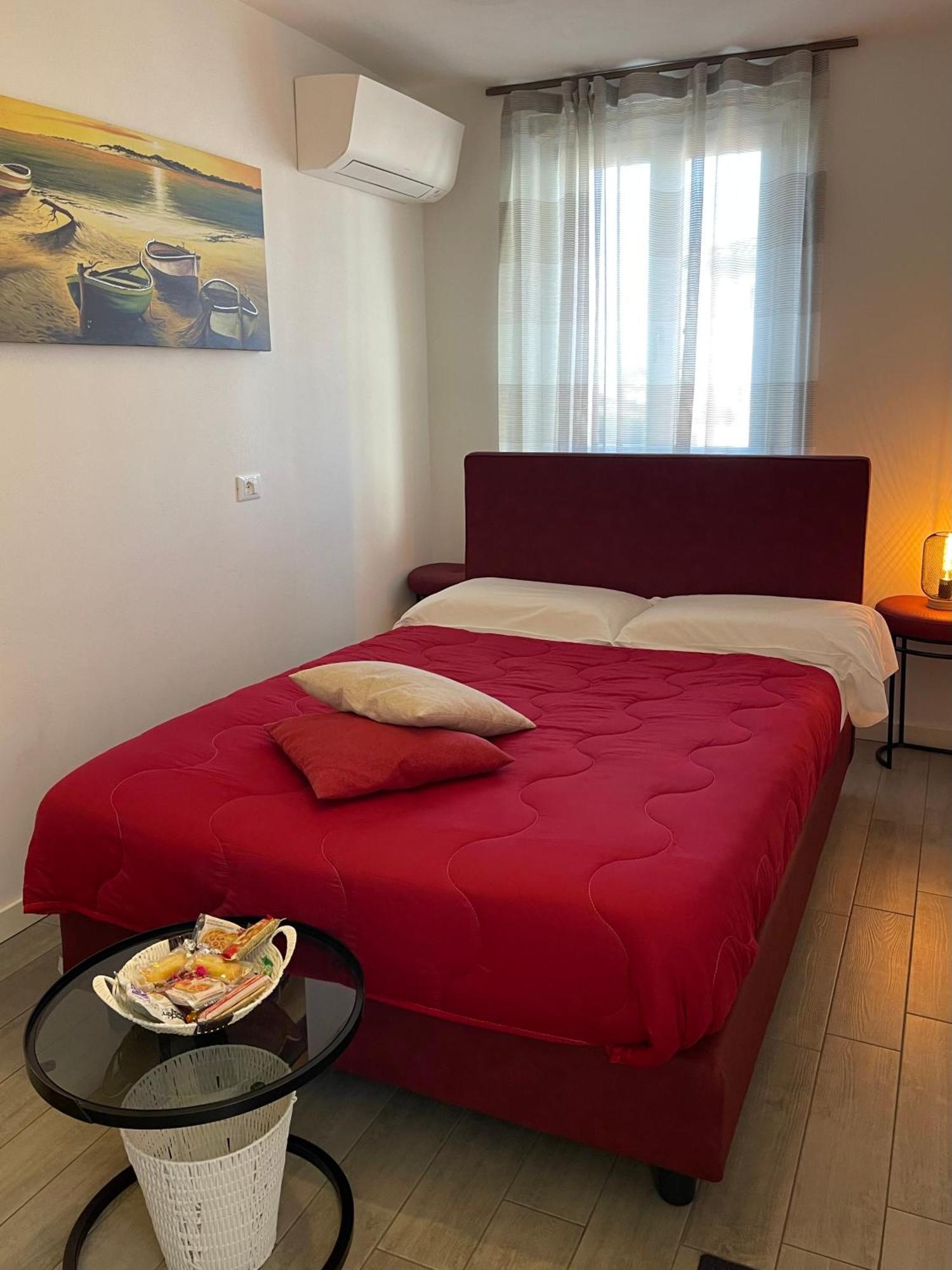 Dimora Di Charme Peschiera Del Garda Apartment Ngoại thất bức ảnh