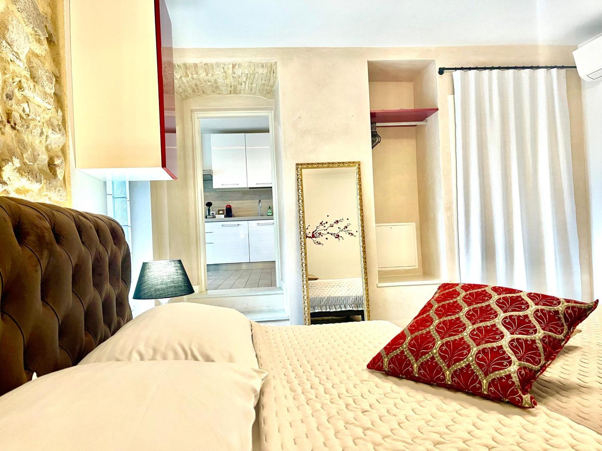 Dimora Di Charme Peschiera Del Garda Apartment Ngoại thất bức ảnh